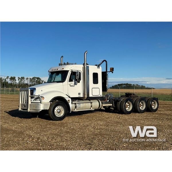 2006 FREIGHTLINER TRI DRIVE SLEEPER TRUCK TRACTOR