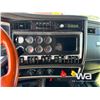 Image 12 : 2014 KENWORTH W900 T/A SLEEPER TRUCK TRACTOR