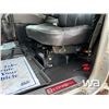 Image 27 : 2008 KENWORTH T800B TRI DRIVE SLEEPER DUMP TRUCK