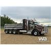 Image 2 : 2008 KENWORTH T800B TRI DRIVE SLEEPER DUMP TRUCK