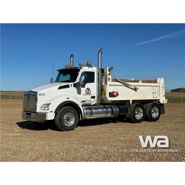 2020 KENWORTH T880 T/A DUMP TRUCK