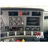 Image 12 : 2020 KENWORTH T880 T/A DUMP TRUCK