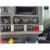 Image 20 : 2020 KENWORTH T880 T/A DUMP TRUCK