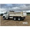 Image 4 : 2020 KENWORTH T880 T/A DUMP TRUCK