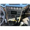 Image 8 : 2019 INTERNATIONAL HX620 T/A DUMP TRUCK