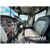Image 7 : 2003 KENWORTH T800 TRI DRIVE LOG TRUCK