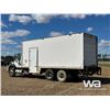 Image 4 : 2011 INTERNATIONAL 4400 SBA T/A STEAM TRUCK