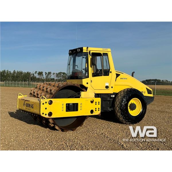 2013 BOMAG BW211D SMOOTH DRUM VIBRATORY COMPACTOR