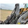Image 35 : 1998 VOLVO L90C WHEEL LOADER