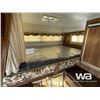 Image 10 : VANGUARD 8 FT. 6 IN. TRUCK CAMPER