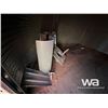 Image 8 : WESTEEL-ROSCO 19 FT. 8 RING GRAIN BIN