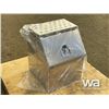 Image 2 : ALUMINUM TOOL BOX/STEP
