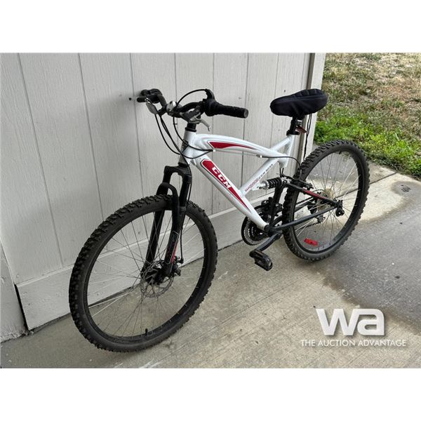 CCM 7 SPEED BIKE