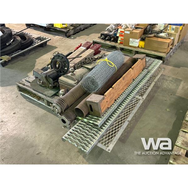LOADING RAMPS, BARB WIRE, SHOP VICE
