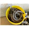Image 6 : HORSE SHOES, HORSE GROOMING PRODUCTS