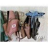 Image 3 : SADDLE BAGS, SPURS, HALTERS