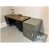Image 2 : (2) DESKS & OFFICE CHAIR