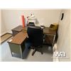 Image 3 : (2) DESKS & OFFICE CHAIR