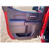 Image 16 : 2022 CHEVROLET SILVERADO 1500 CREW CAB PICKUP