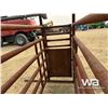 Image 6 : CUSTOM HORSE 8 FT. STANCHION TRIM CHUTE