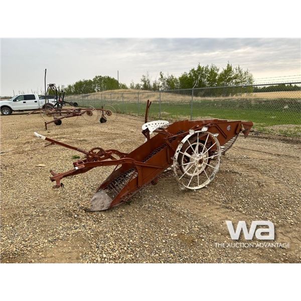 McCORMICK POTATO DIGGER