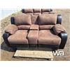 Image 6 : RECLINING SOFA AND LOVESEAT