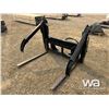Image 1 : SKID STEER 60 IN. GRAPPLE PALLET FORKS