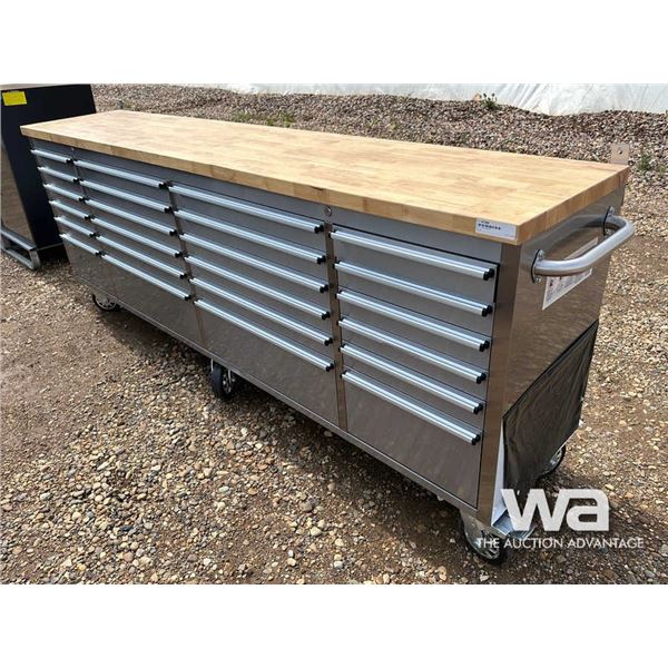 8 FT. TOOL BENCH