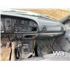 Image 8 : 2001 DODGE RAM 3500 FLATBED SINGLE CAB PICKUP