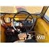 Image 6 : MINNEAPOLIS MOLINE G707 PROPANE TRACTOR
