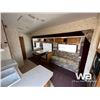 Image 6 : 2003 FOREST RIVER 28.5 FT 5TH WHEEL TRAVEL TRAILER