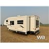 Image 4 : 2005 PILGRIM 27 FT. 5TH WHEEL TRAVEL TRAILER
