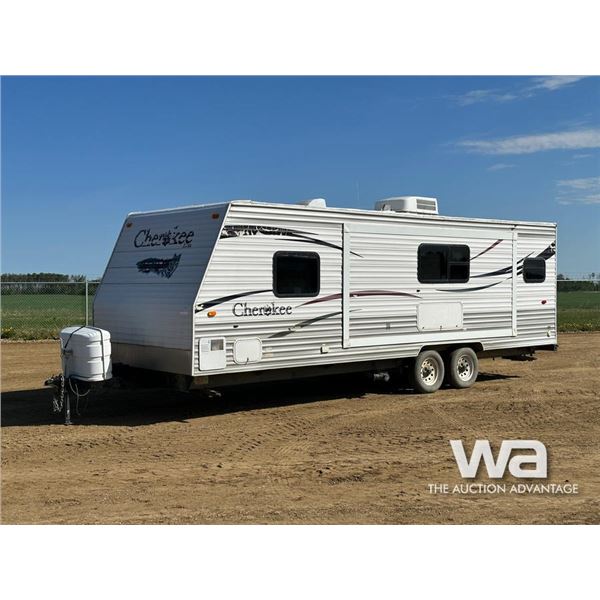 2008 FOREST RIVER 27 FT. T/A TRAVEL TRAILER