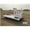 Image 2 : WHITE FLATDECK SLEIGH WITH RACK & POLE