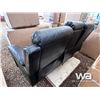 Image 3 : RECLINING SOFA BLACK LEATHER