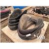 Image 2 : (4) HORSE COLLARS