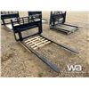 Image 2 : SKID STEER 72 IN. PALLET FORKS