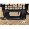 Image 6 : SKID STEER 48 IN. PALLET FORKS *DAMAGED