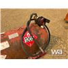 Image 5 : WESTEEL 500 LITRE SLIP TANK WITH 12 V. PUMP