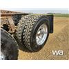 Image 29 : 2007 PETERBILT 378 TRI DRIVE SLEEPER TRUCK TRACTOR