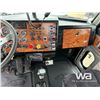 Image 10 : 1994 PETERBILT 378 T/A TANK TRUCK