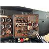 Image 10 : 1994 KENWORTH T800 T/A GRAVEL TRUCK