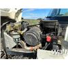 Image 17 : 2009 IHC WORKSTAR 7400 T/A CAB & CHASSIS