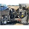 Image 18 : 2009 IHC WORKSTAR 7400 T/A CAB & CHASSIS