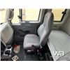 Image 7 : 2009 IHC WORKSTAR 7400 T/A CAB & CHASSIS
