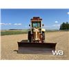 Image 22 : CASE 930 TRACTOR & BLADE