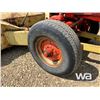Image 27 : CASE 930 TRACTOR & BLADE