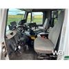 Image 7 : 2003 IHC 2554 60 FT. GRANULAR APPLICATOR