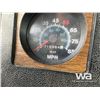 Image 11 : 1985 INTERNATIONAL T/A S1900 FERTILIZER TRUCK