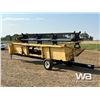 Image 4 : NEW HOLLAND 971 STRAIGHT CUT GRAIN HEADER